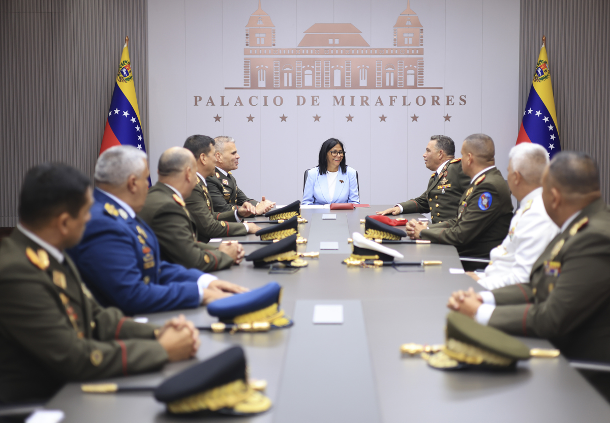 Delcy Rodríguez asume como presidenta encargada de Venezuela tras captura de Maduro