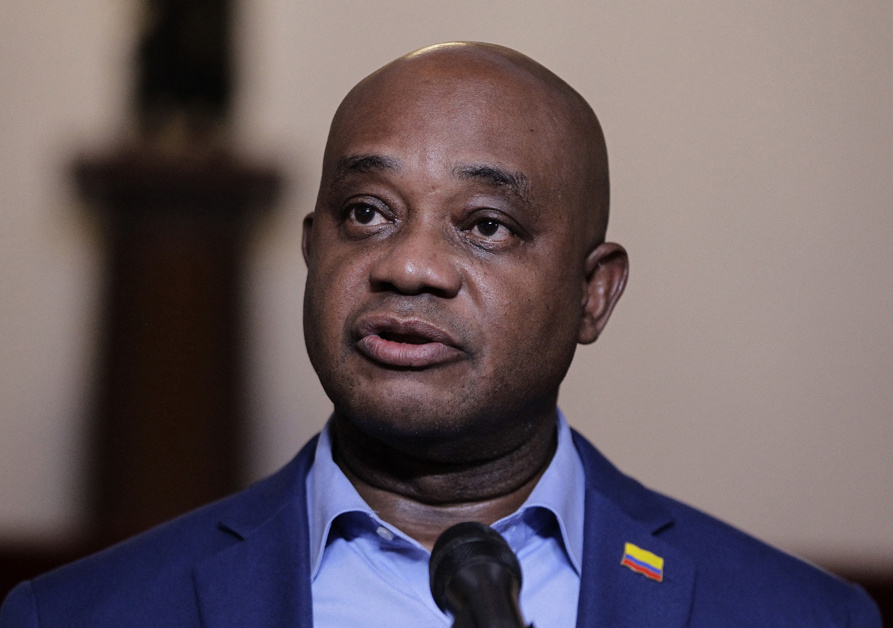 Excanciller colombiano afirma que Maduro se robó las elecciones